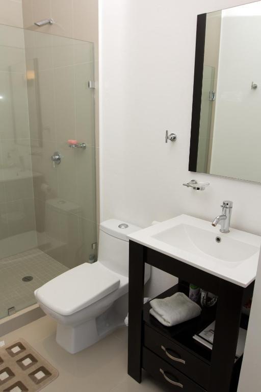 Barcelona Tower Hotel Cancún