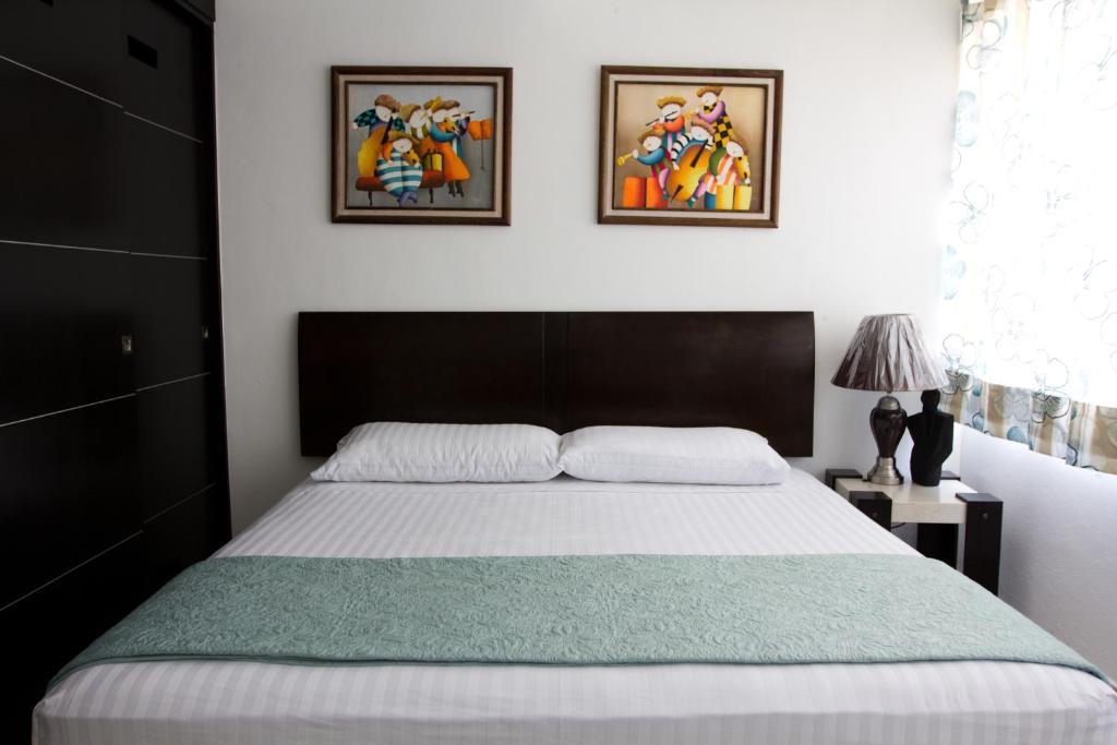 Barcelona Tower Hotel