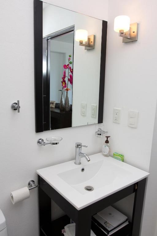 Barcelona Tower 4*