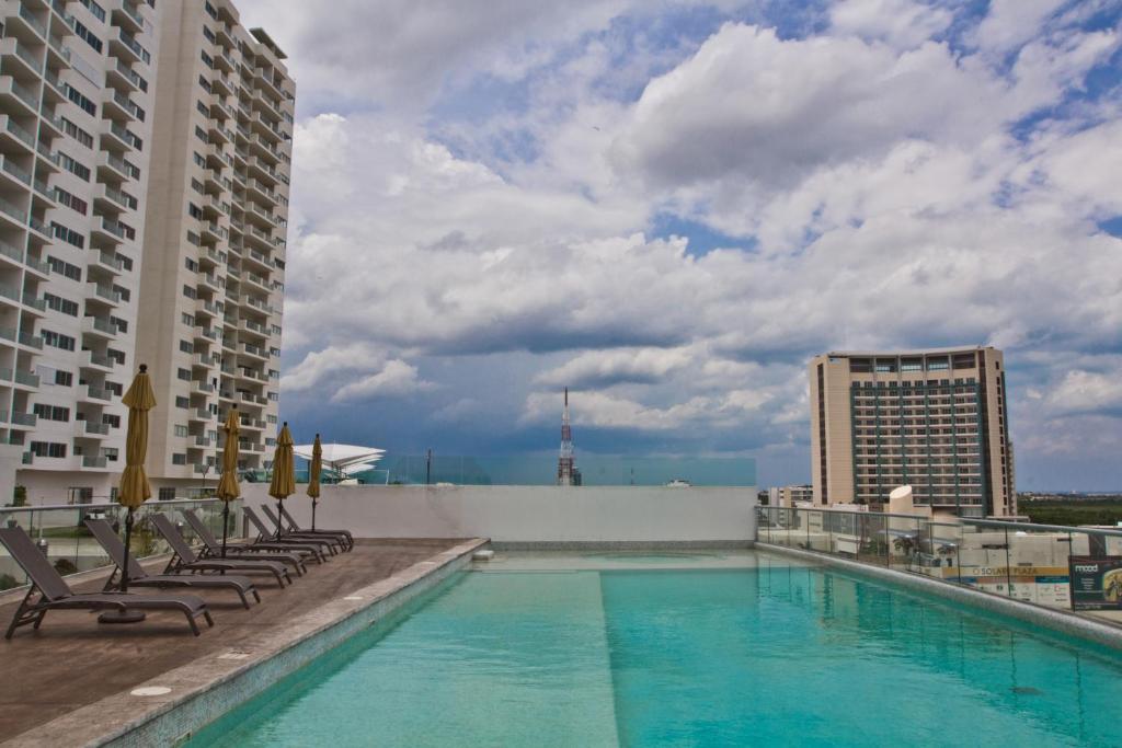 Hotel Barcelona Tower Cancún