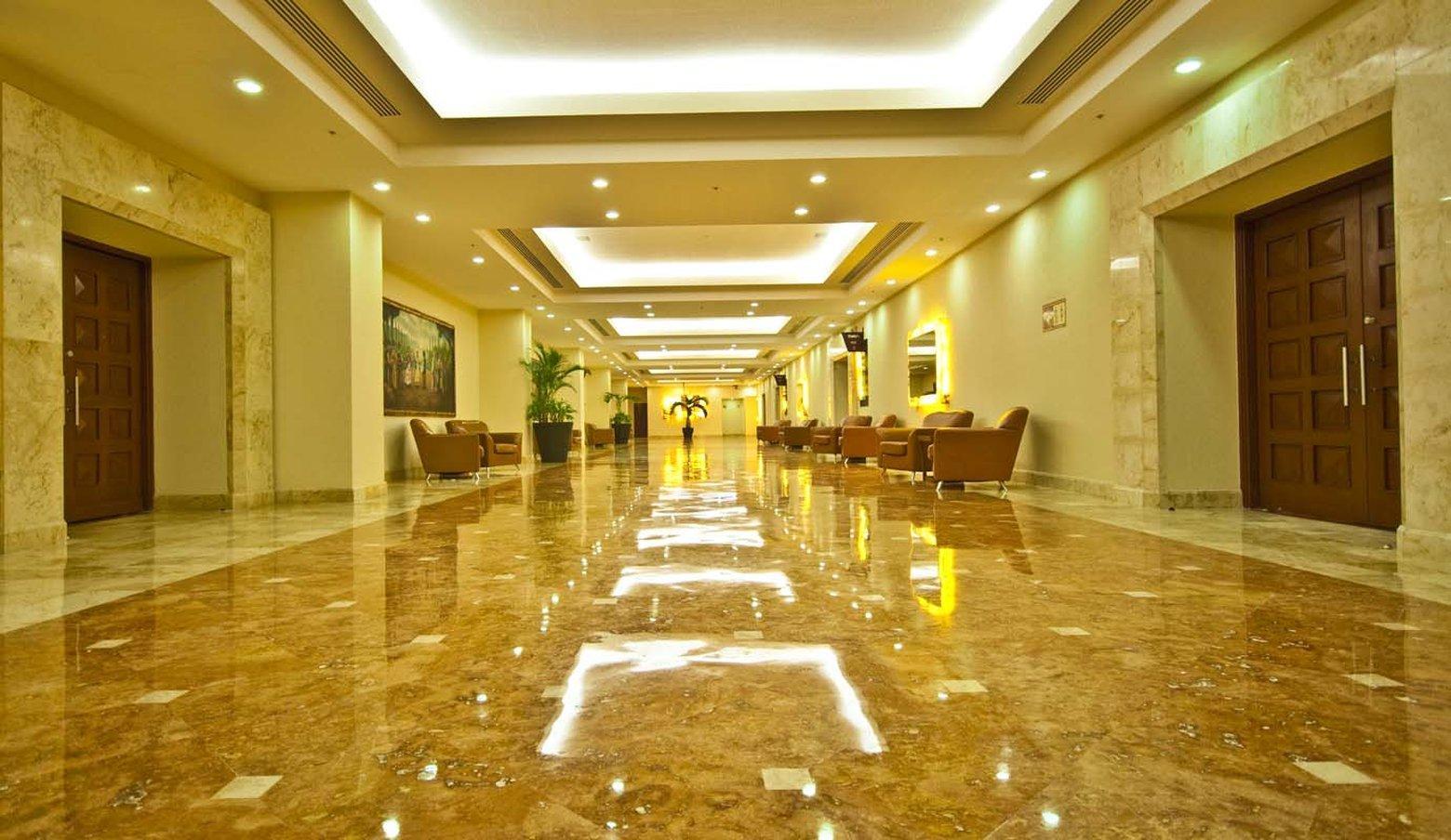 Hotel Hilton Golf & 5*