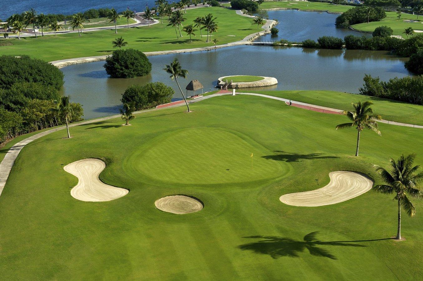 Hilton Golf & Hotel 5*
