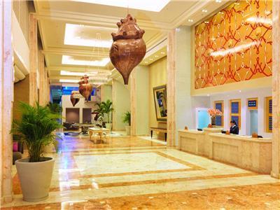Hotel Hilton Golf & 5*