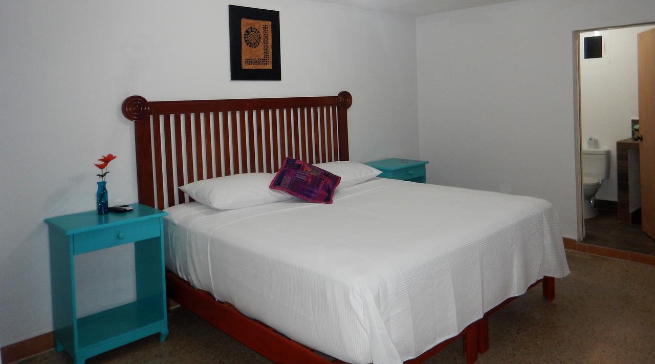 Blue Coconut Hotel 2*