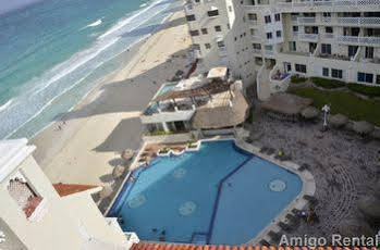 Amigo Solymar Apartahotel Cancún