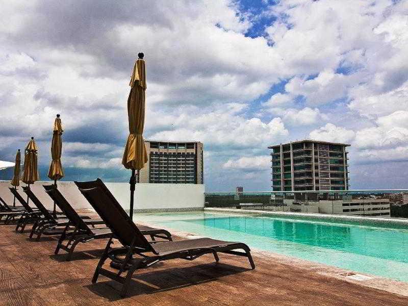 Barcelona Tower Hotel