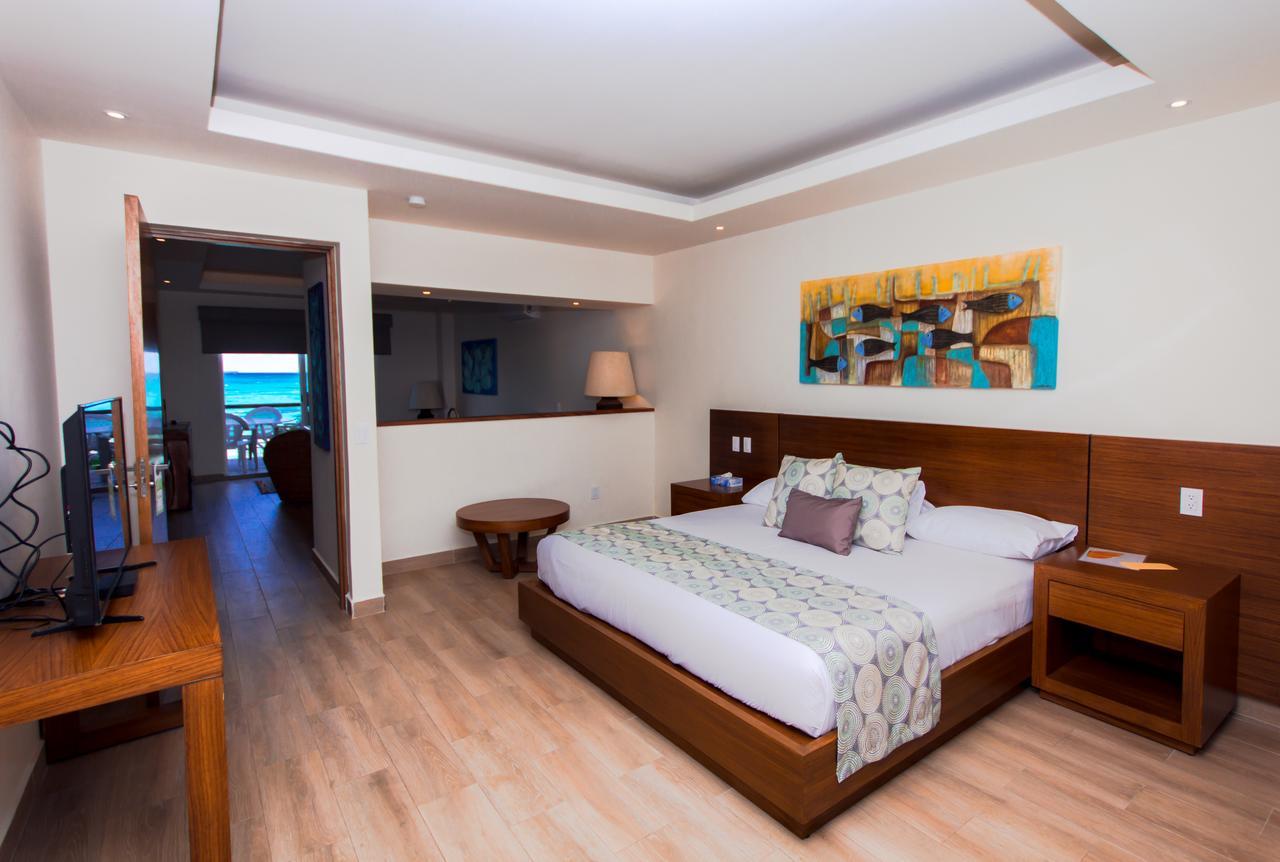 La Palma Beachfront & Club Nautico 4* Cancún