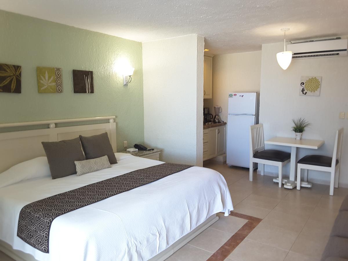 Amigo Solymar Cancún