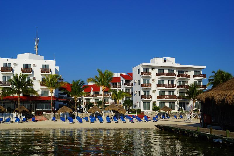 Imperial Perlas Cancún