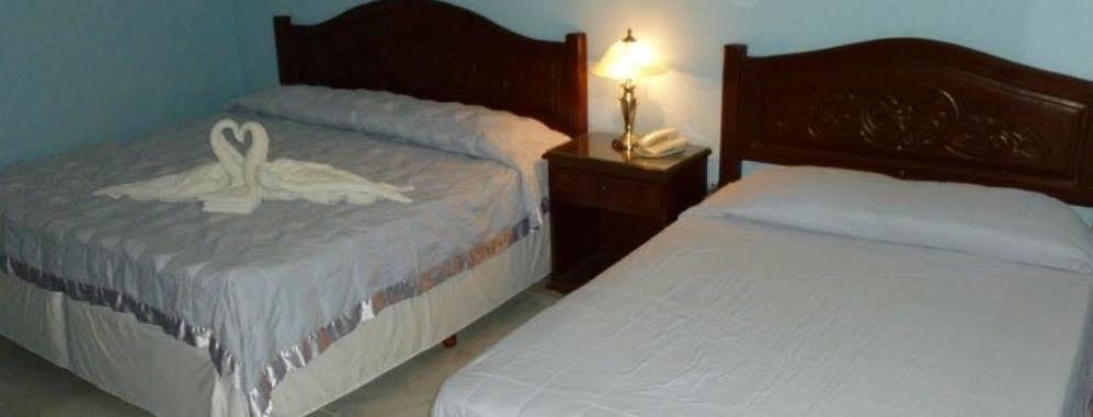 Avenida Hotel 2*