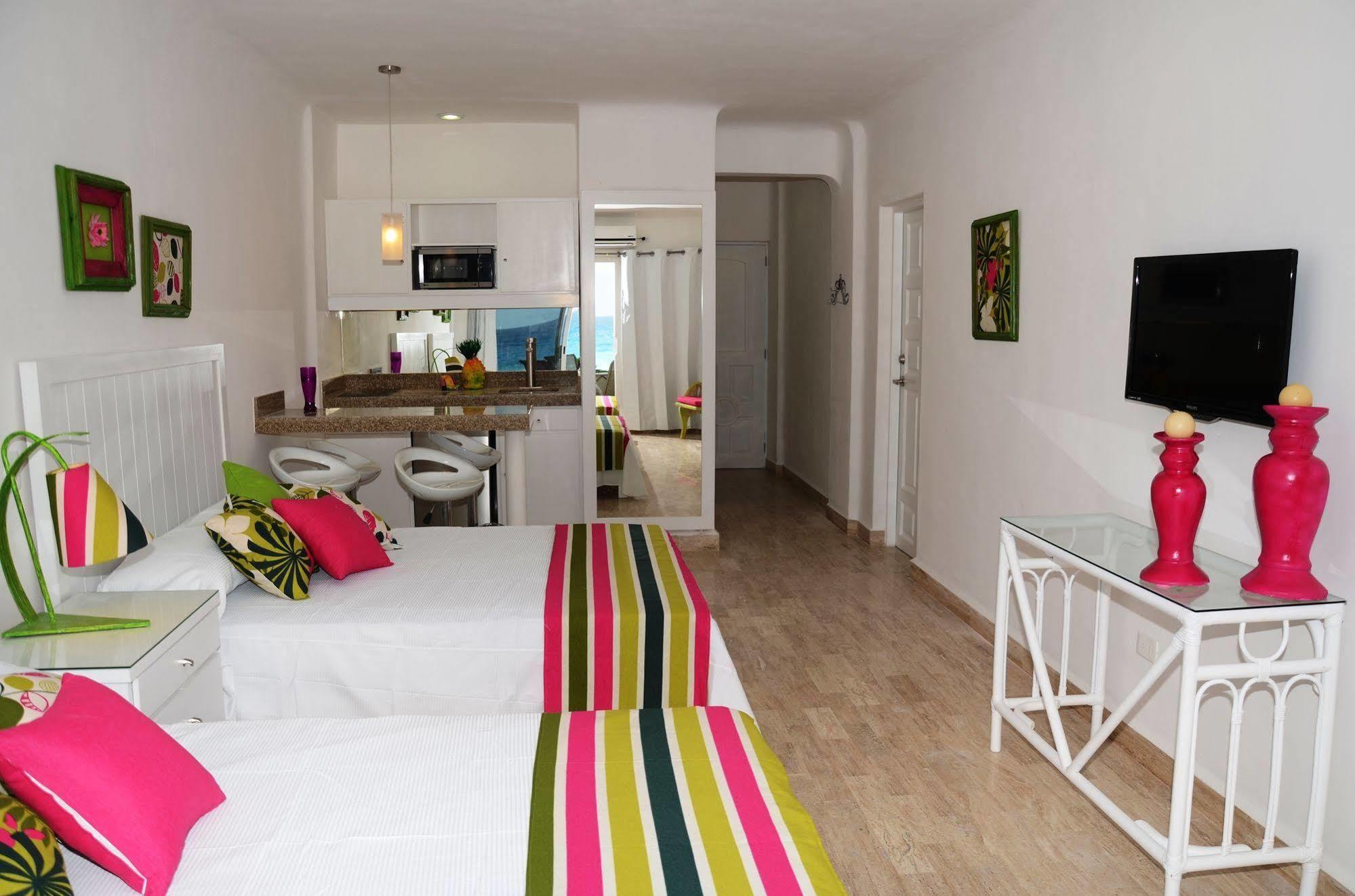 Amigo Solymar Apartahotel 3*