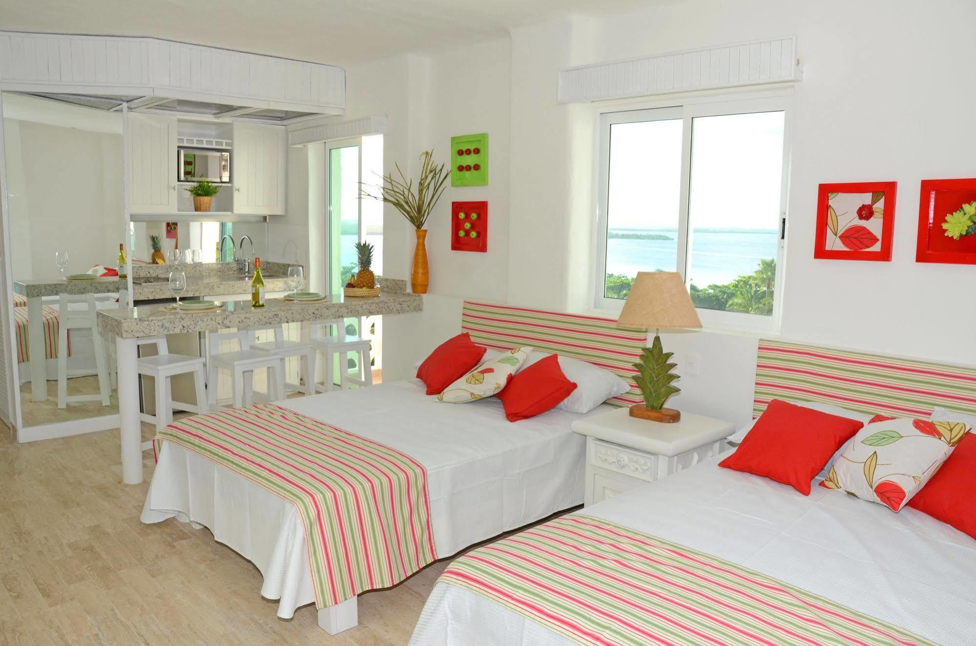 Amigo Solymar Apartahotel