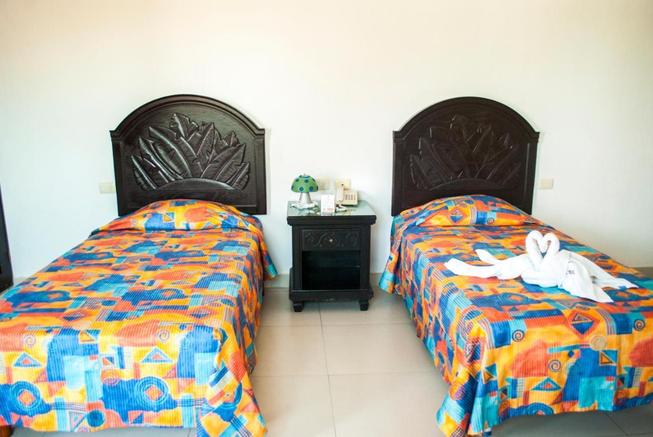 Del Sol Hotel
