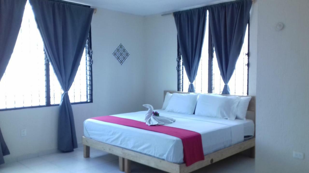 Pensión Casa Bugambilias 2*