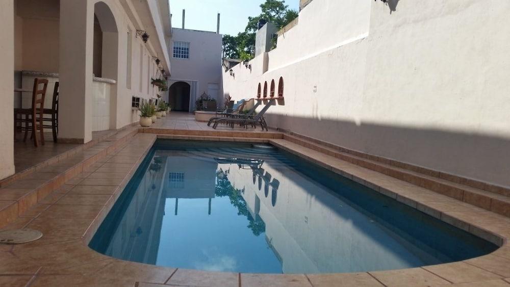 Hotel Handall
