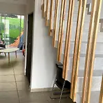 Casa Familiar En Condominio Privado Cerca De Playa