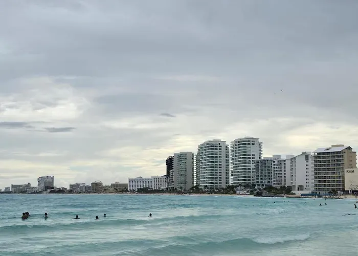 Cancun Beach & Nightlife Paradise Salvia Condominiums