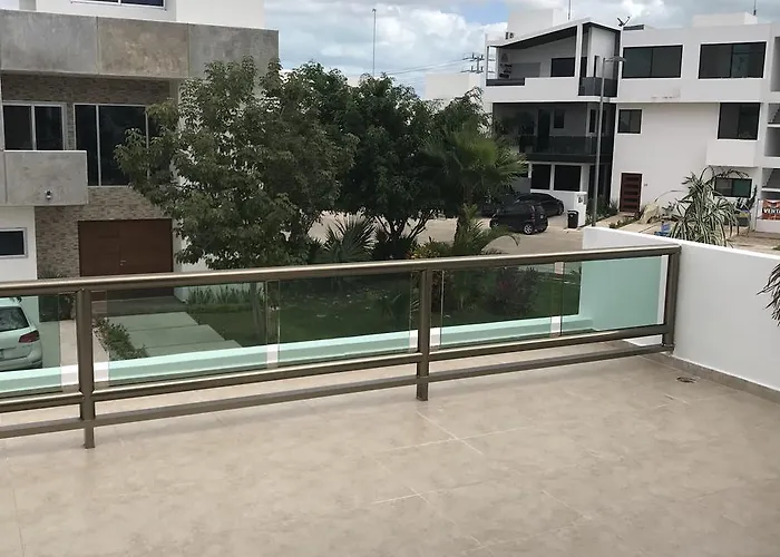 Cancún Airport Zone