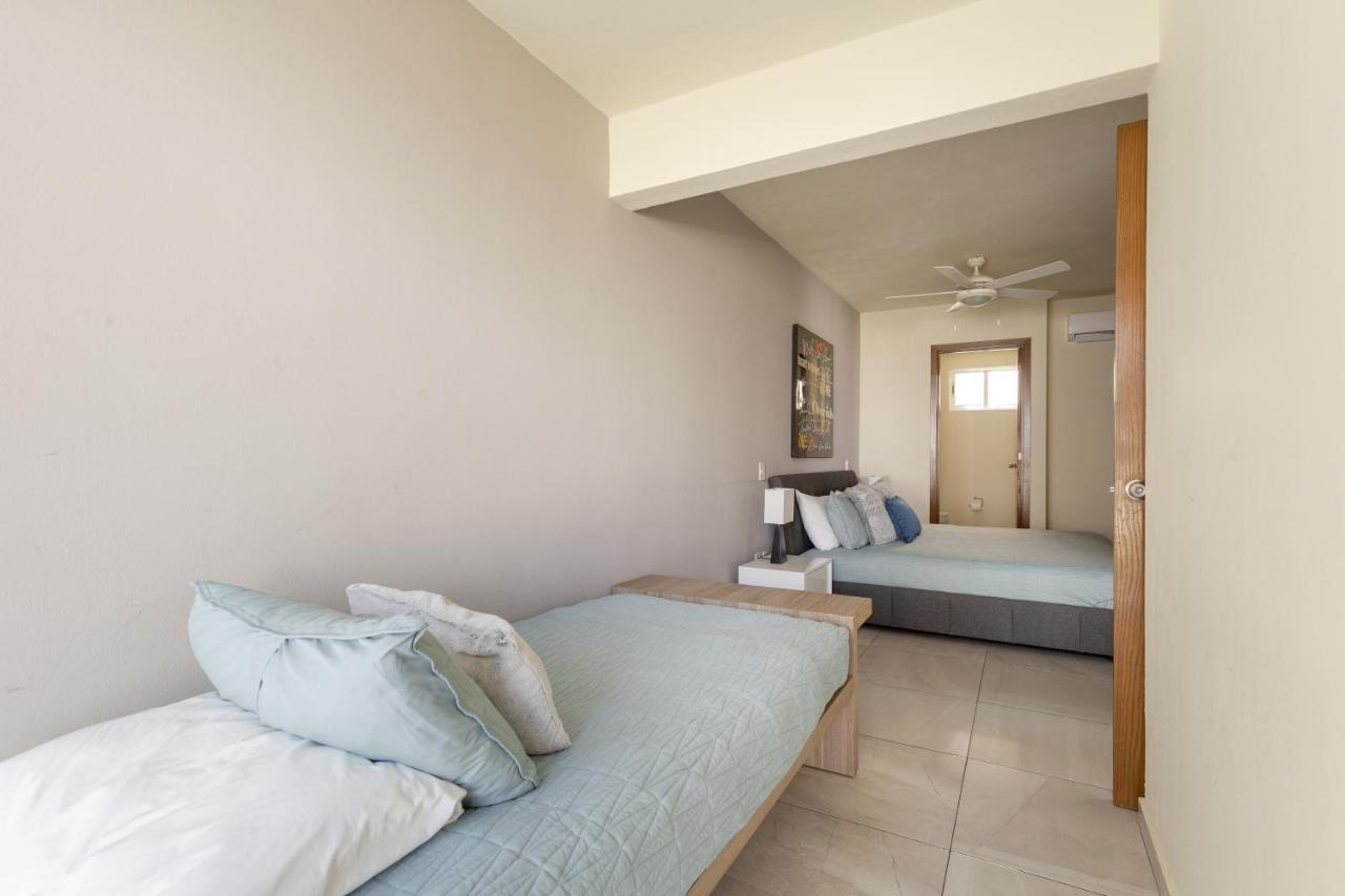 Large With Pool And Terrace! Apartment *
