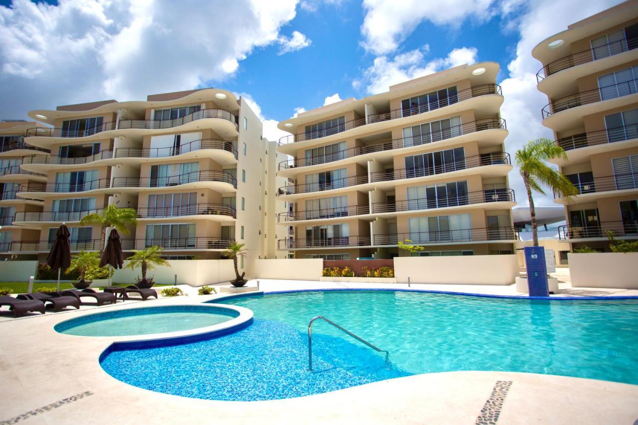 Apartment Large With Pool And Terrace! *