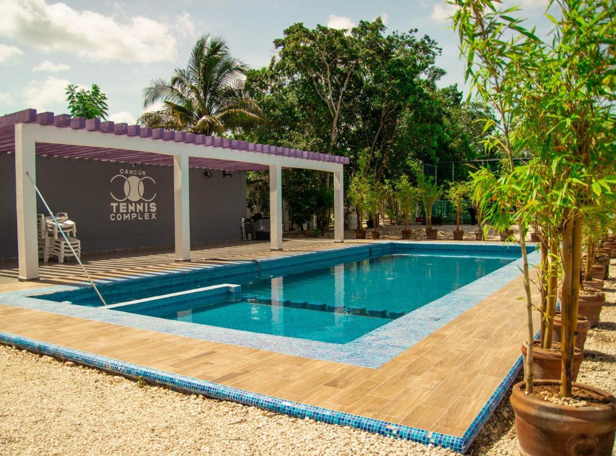 Hotel Cancun Tennis Inn 4*