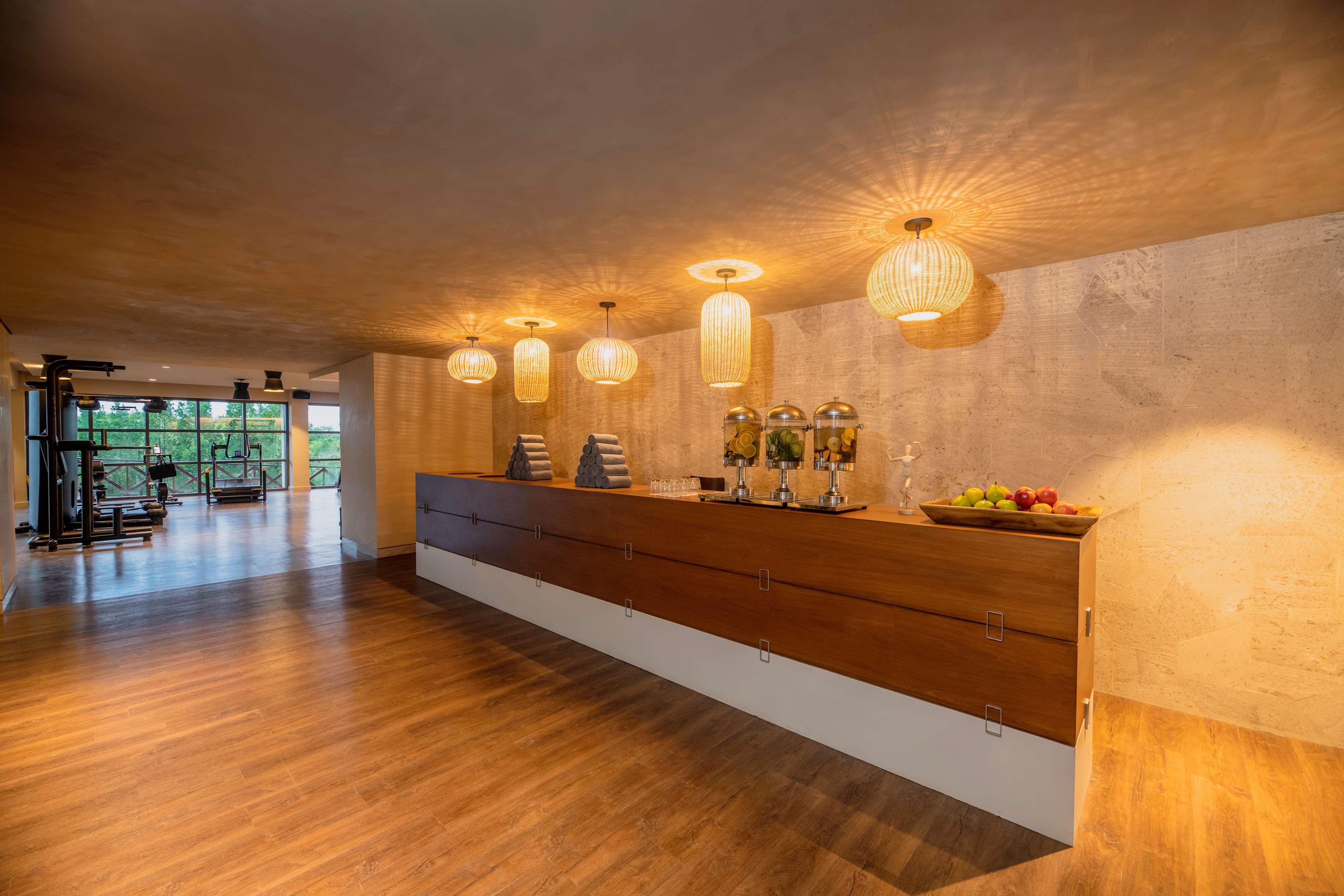 Resort Estudio Playa Mujeres - Family Experience
