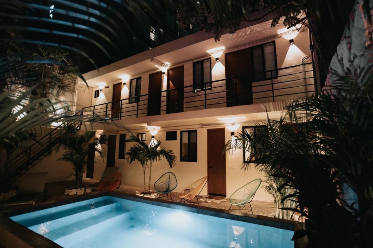 Kali Hotel *