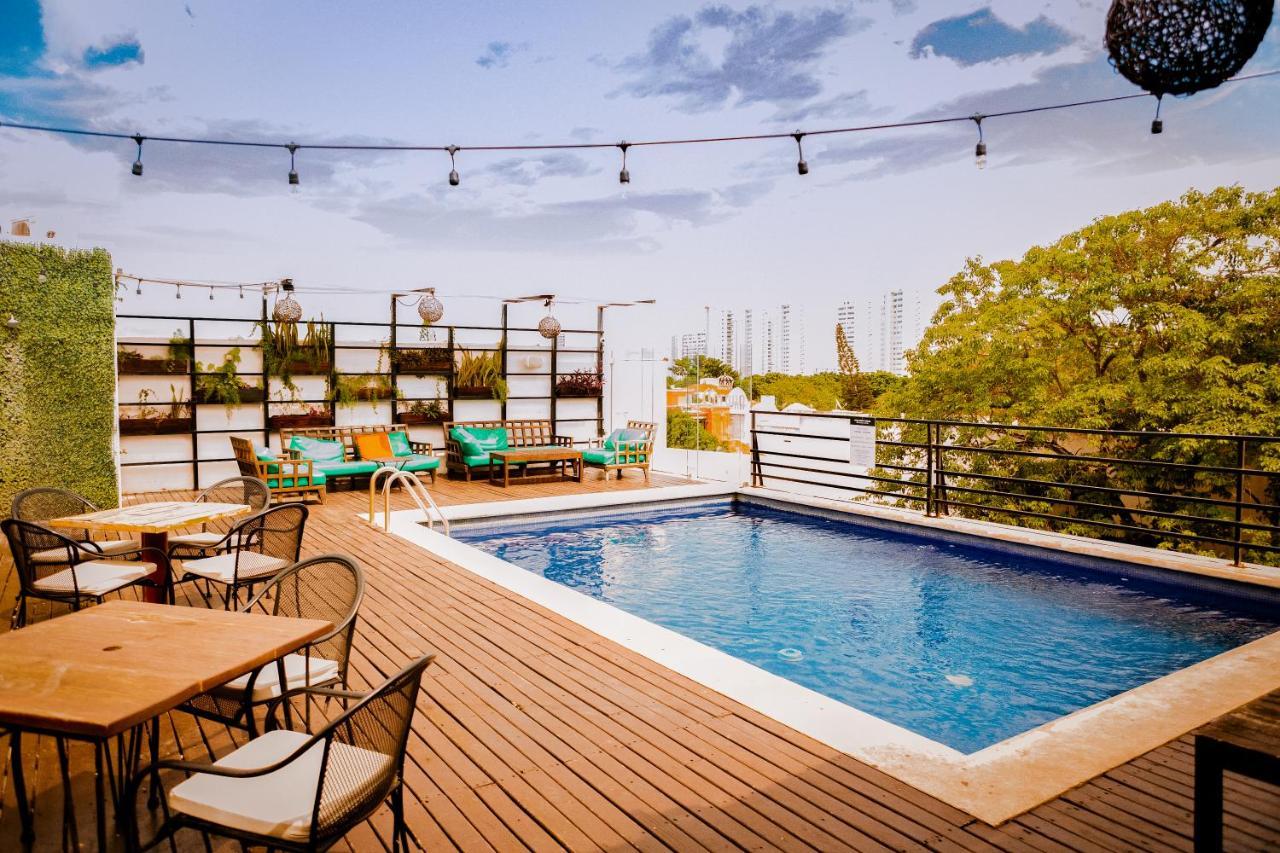 Nomads & Rooftop Pool * Cancún