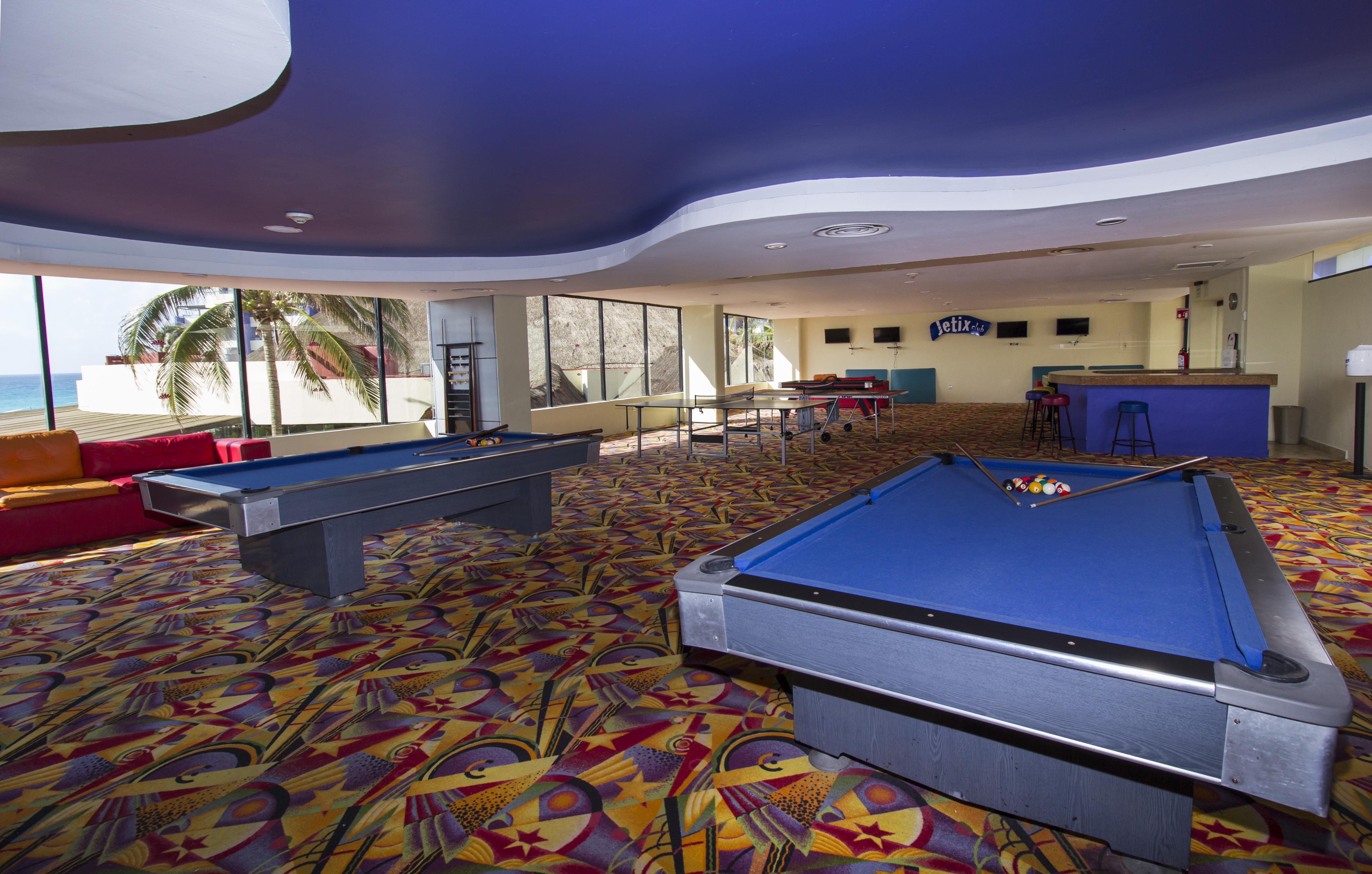 Crown Paradise Club Cancún