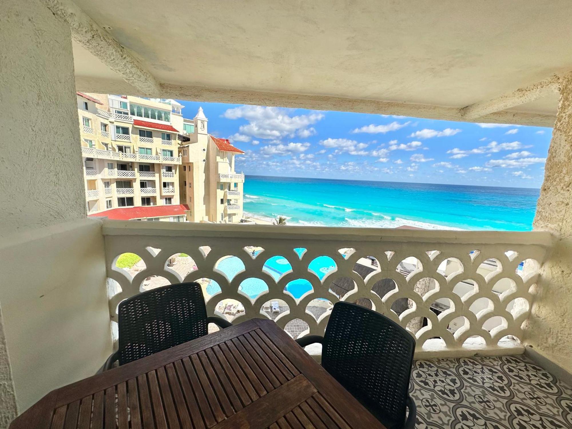 Plaza - 2* Cancún