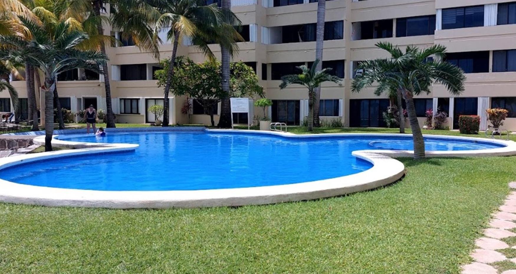 Oceanfront At Unique Location * Cancún
