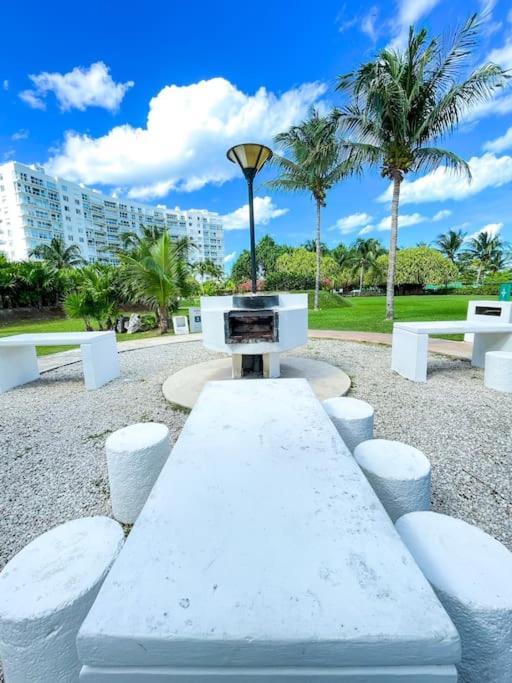 Punta Me Luxury Beach Front & Nice Sea View