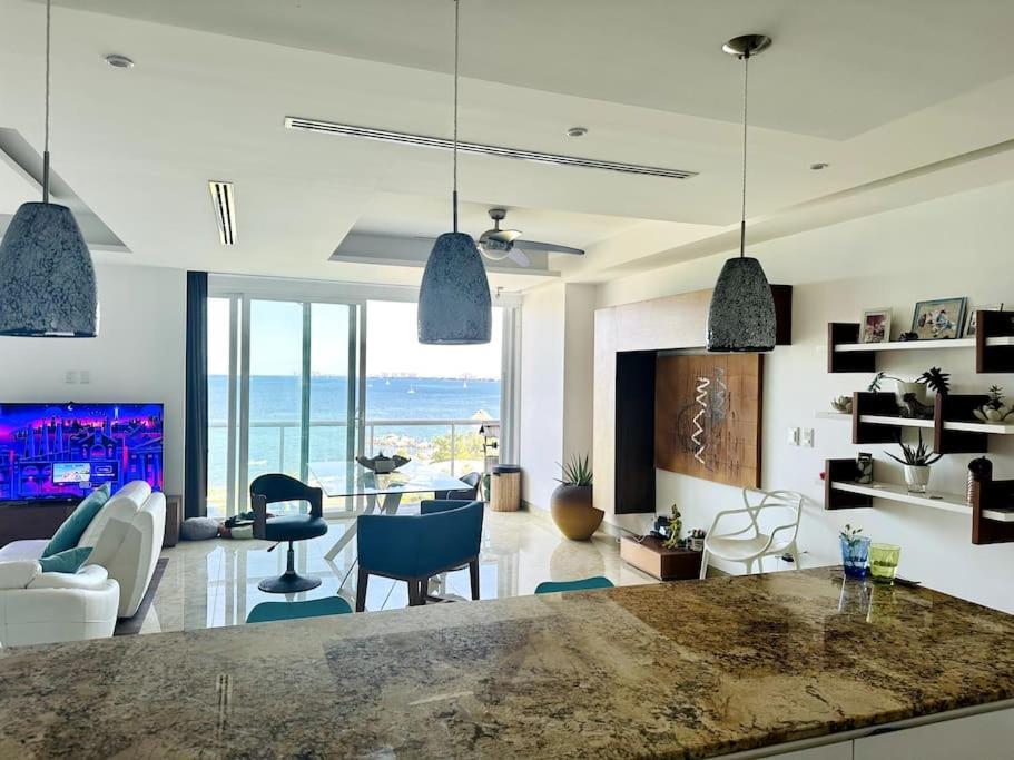 Punta Me Luxury Beach Front & Nice Sea View Apartamento