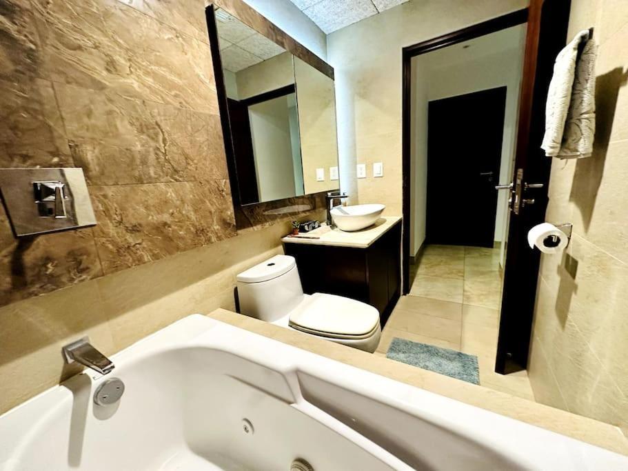 Punta Me Luxury Beach Front & Nice Sea View *