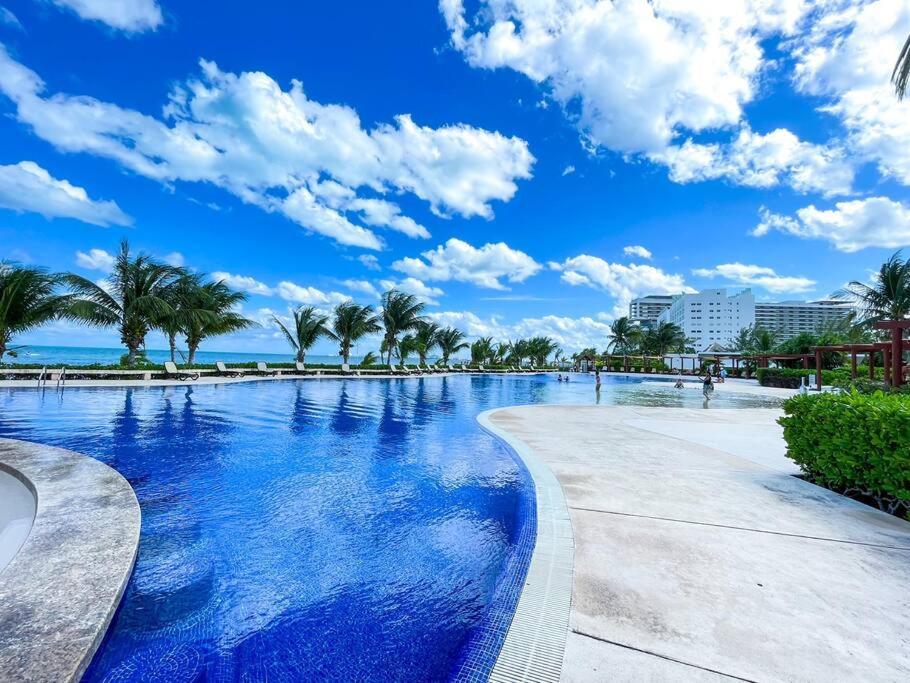 Punta Me Luxury Beach Front & Nice Sea View Cancún