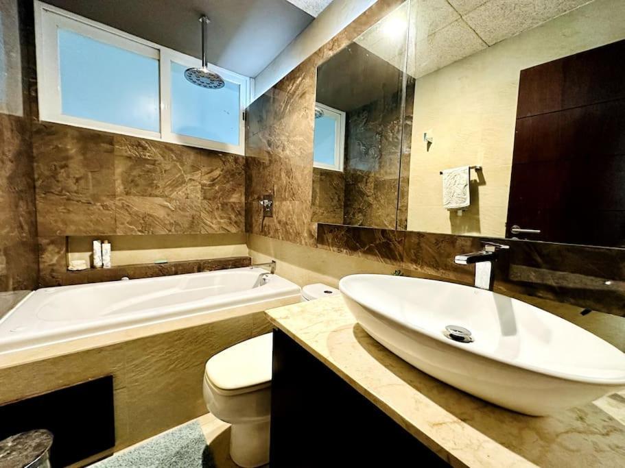 Punta Me Luxury Beach Front & Nice Sea View Cancún