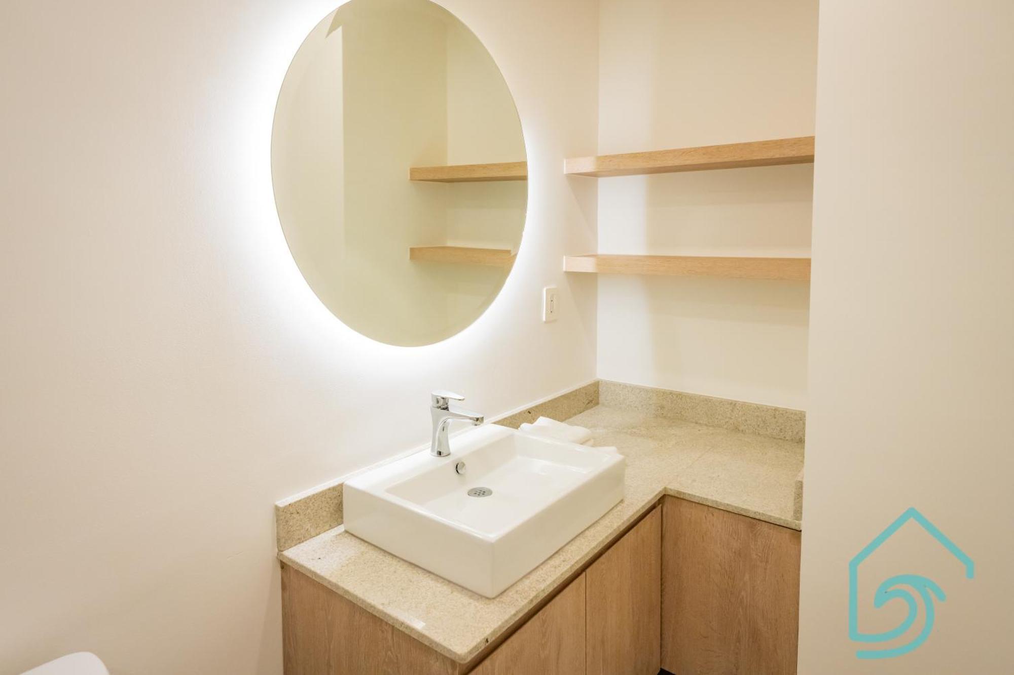 Armonia Y Modernidad En Barcelona Cancún