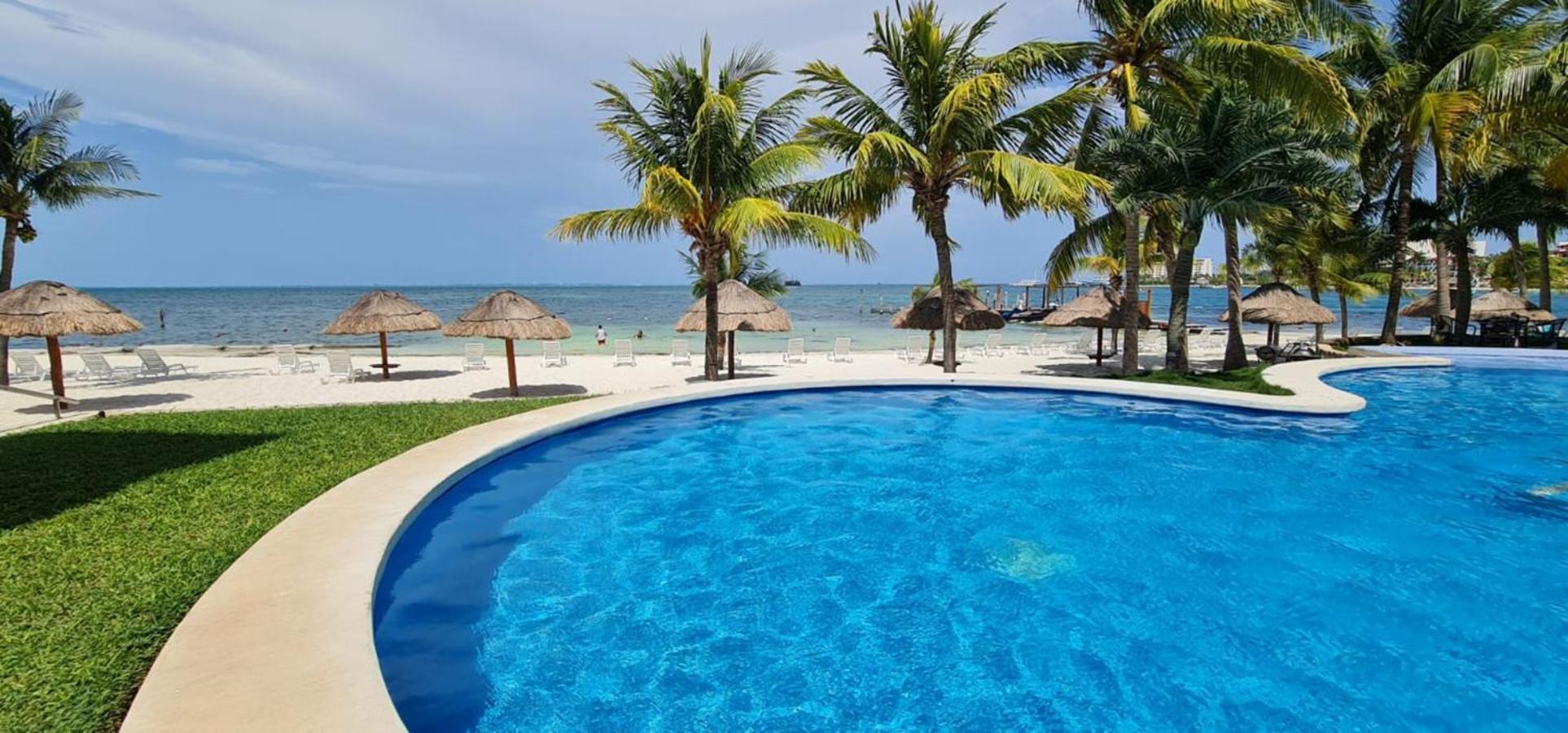 Oceanfront At Unique Location Apartamento *