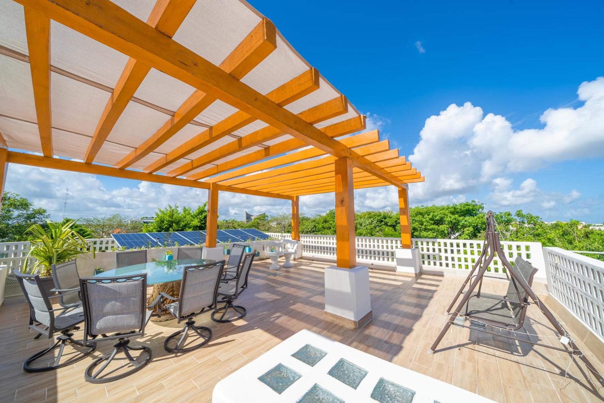 5 Bedroom Modern With Private Pool - Great Location Villa *
