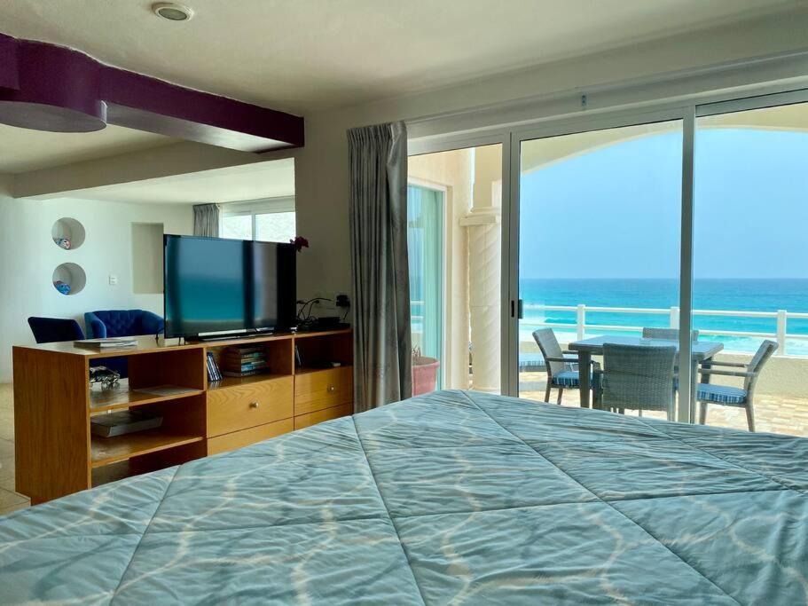 Eltonblom1970 At Out Look Com Beach House Blom Villa Cancún