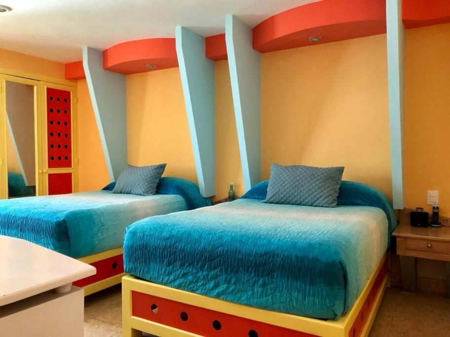 Villa Eltonblom1970 At Out Look Com Beach House Blom *