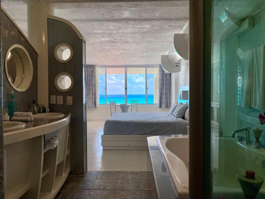 Eltonblom1970 At Out Look Com Beach House Blom *