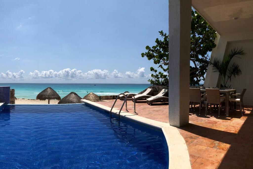 Eltonblom1970 At Out Look Com Beach House Blom Cancún