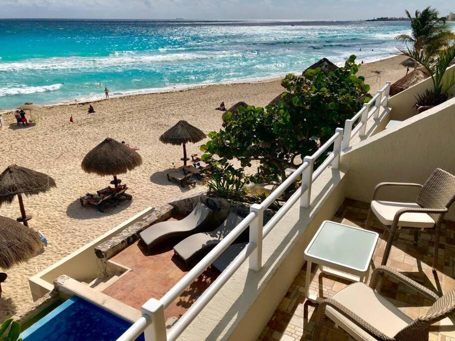 Villa Eltonblom1970 At Out Look Com Beach House Blom *