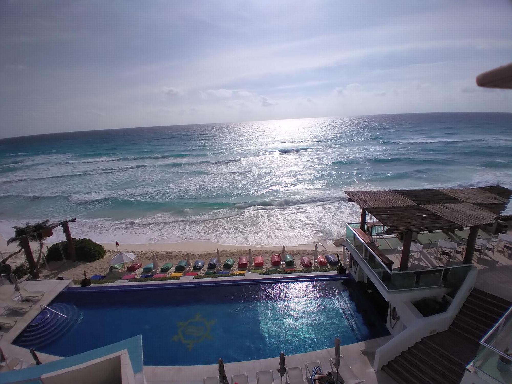 Bright And Breezy 1 Bedroom Next To Clubs Apartamento Cancún