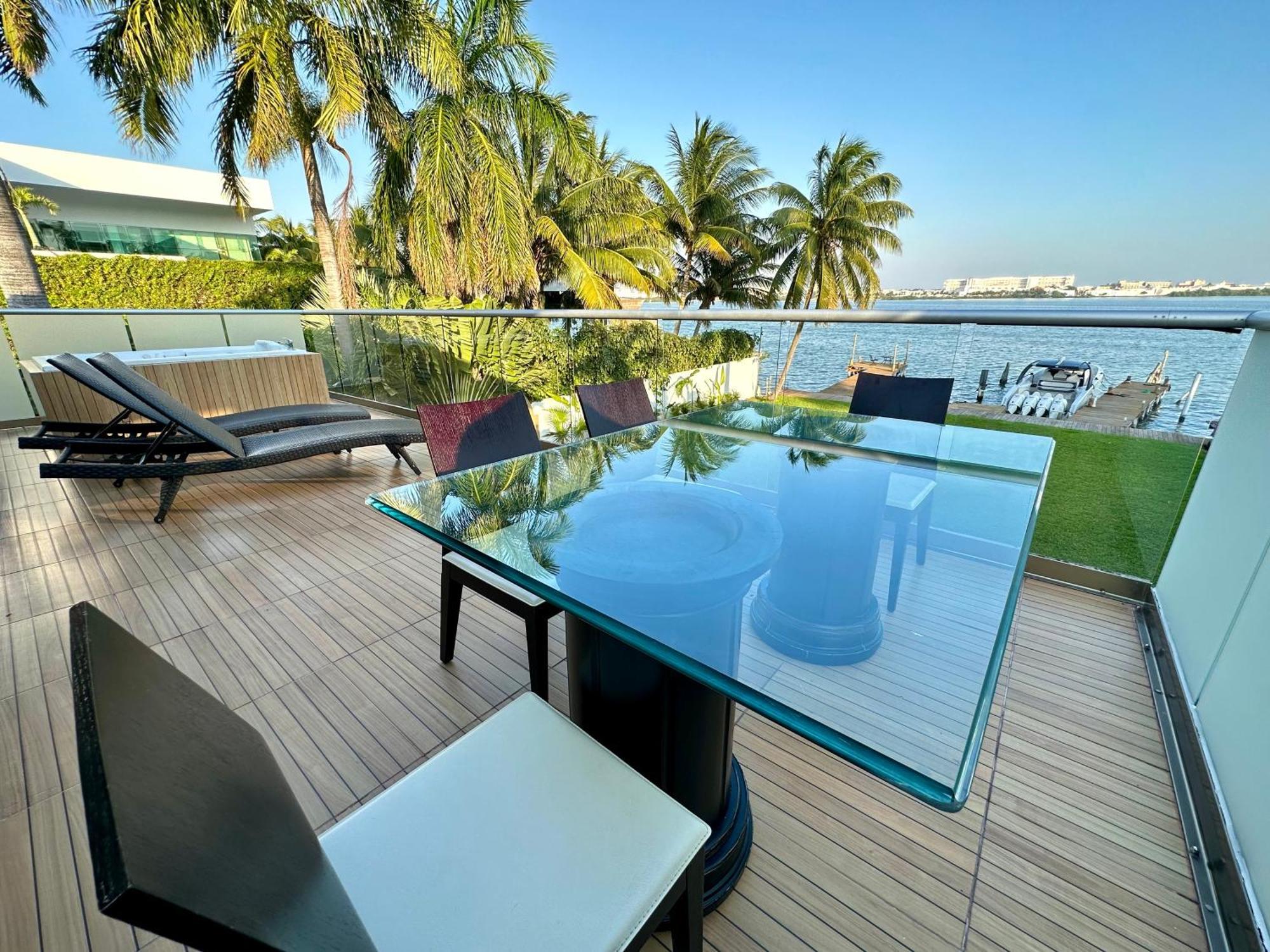 Don Village - 5br Luxury Waterfront Private By Solmar Cancún
