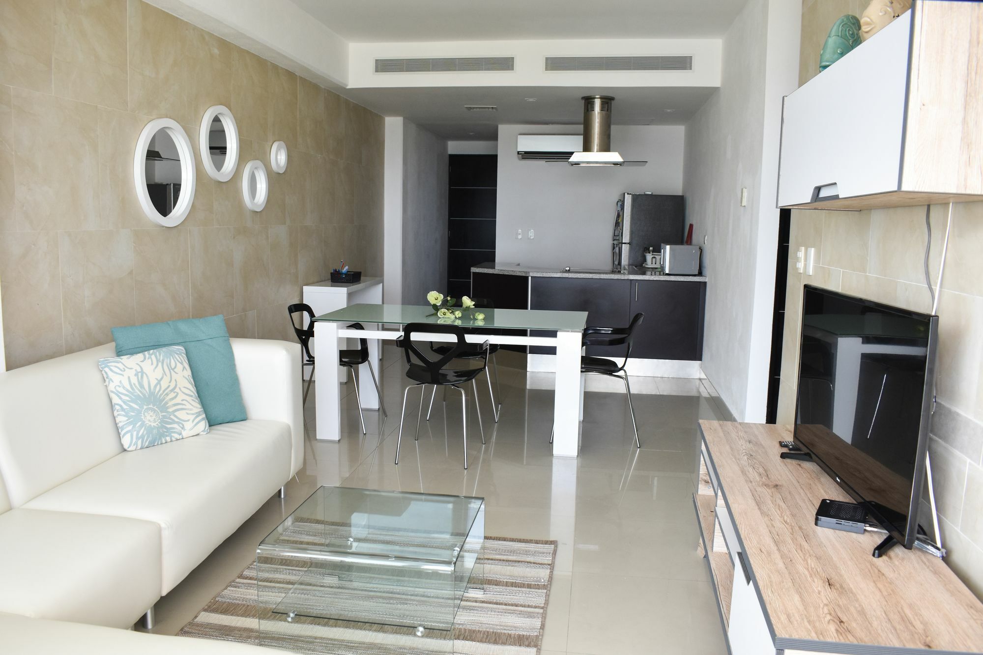 Barcelona Tower By Koox Luxury Collection Cancún