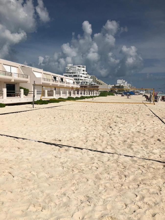 Beachfront 4br Zone Villa *