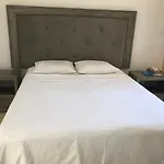 Casa limpia bonita dos plantas para 5 habitantes en Cancún