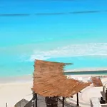Apartamento Frente a la Playa Cancun Mexico